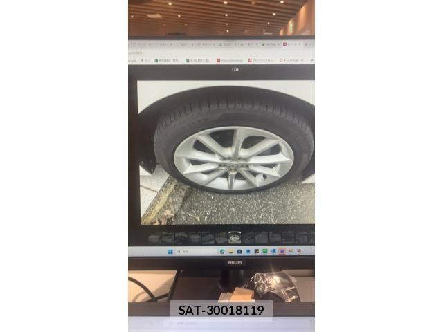 Lexus CT 2011-09 8457795-5