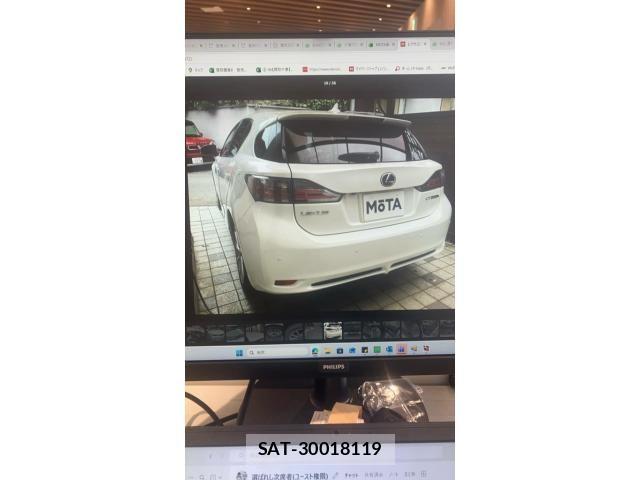 Lexus CT 2011-09 8457795-8