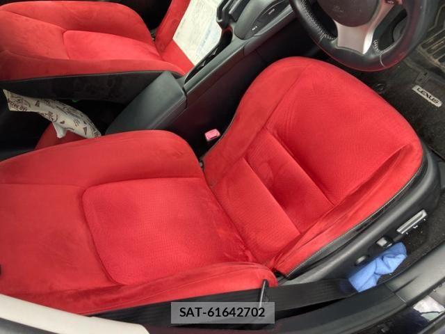 Lexus CT 2011-07 8457796-11