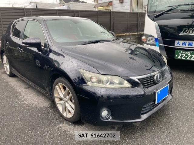 Lexus CT 2011-07 8457796-1