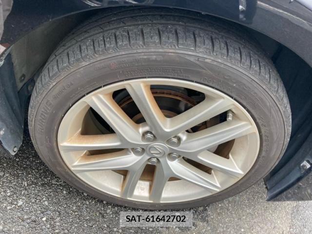 Lexus CT 2011-07 8457796-8