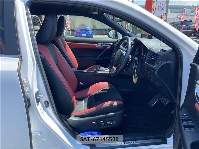 Lexus CT 2015-05 8525483-3