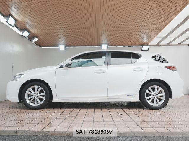Lexus CT 2017-02 8525482-8