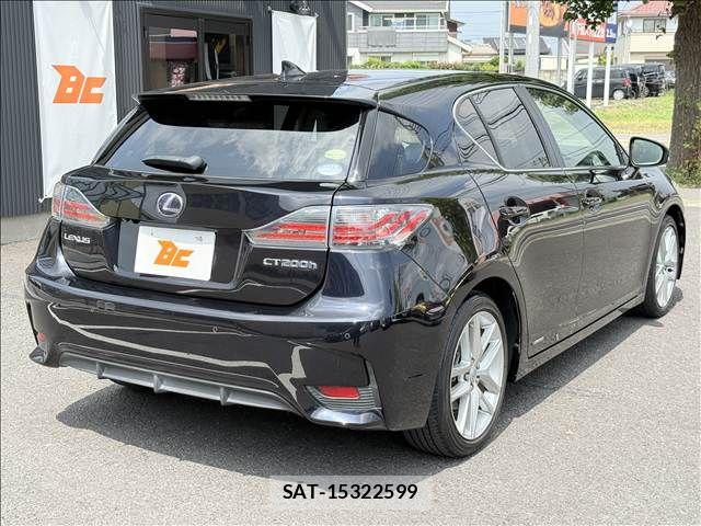 Lexus CT 2014-11 8562394-25