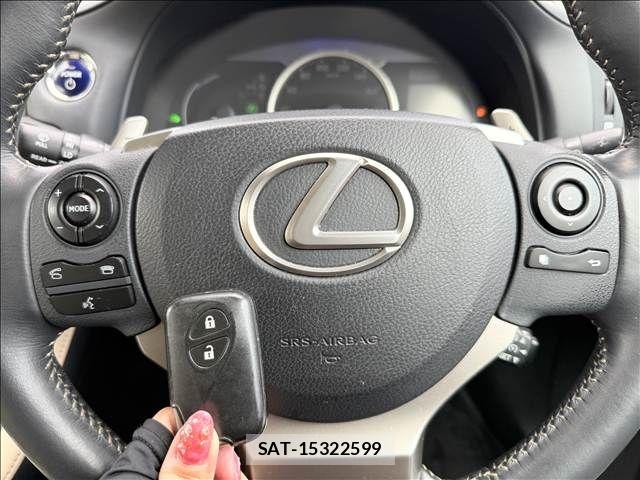 Lexus CT 2014-11 8562394-2