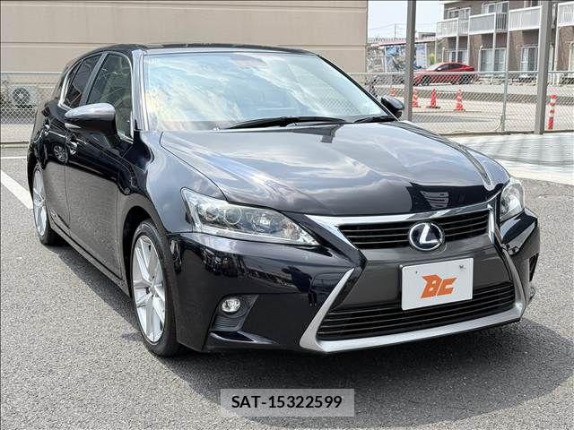 Lexus CT 2014-11 8562394-4