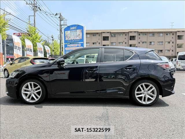 Lexus CT 2014-11 8562394-5
