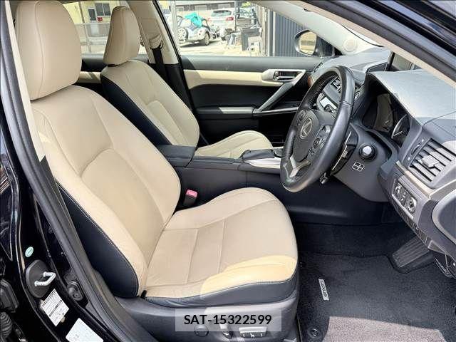 Lexus CT 2014-11 8562394-8