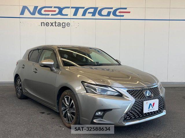 Lexus CT 2017-09 8562392-17