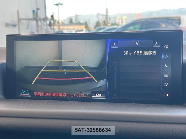 Lexus CT 2017-09 8562392-3