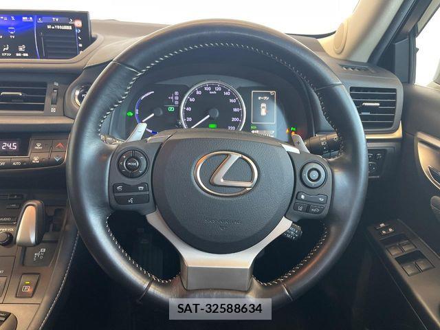 Lexus CT 2017-09 8562392-8