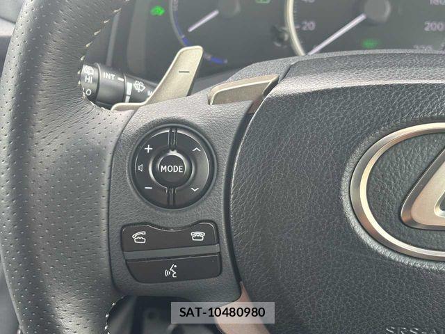 Lexus CT 2014-06 8659895-10