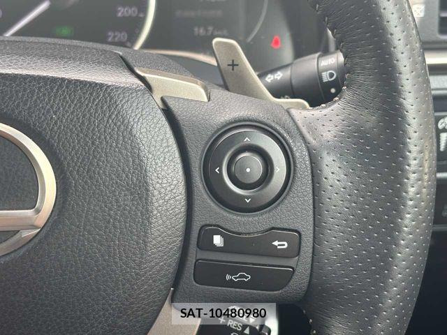 Lexus CT 2014-06 8659895-11
