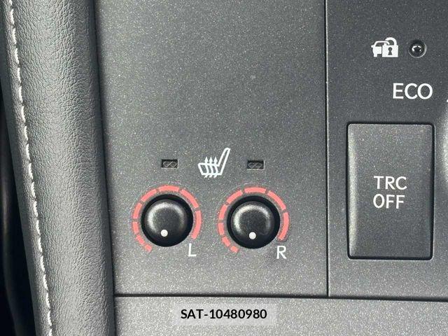 Lexus CT 2014-06 8659895-16