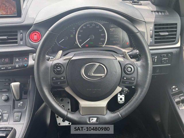 Lexus CT 2014-06 8659895-2