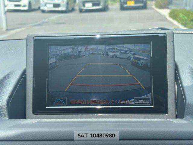 Lexus CT 2014-06 8659895-7