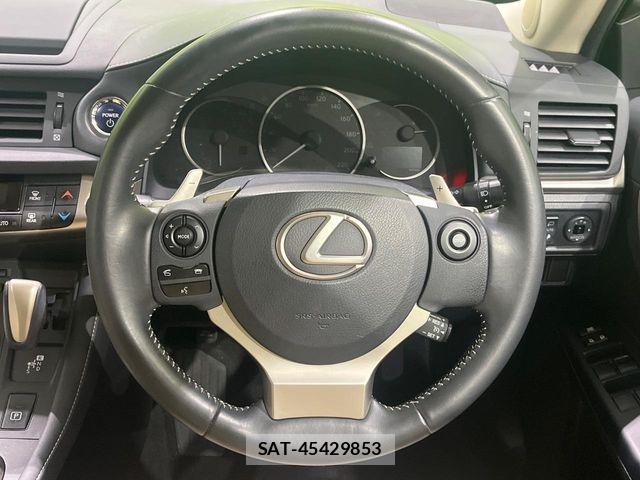 Lexus CT 2014-10 8685827-11