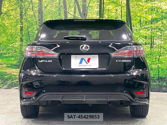 Lexus CT 2014-10 8685827-15