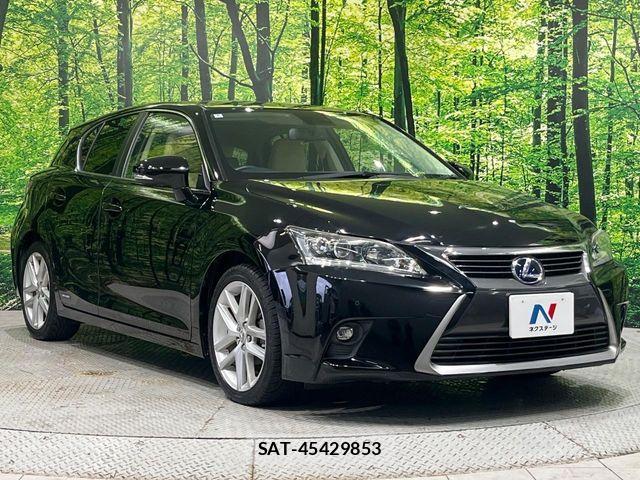 Lexus CT 2014-10 8685827-16