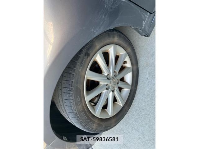 Lexus CT 2012-08 8685828-10
