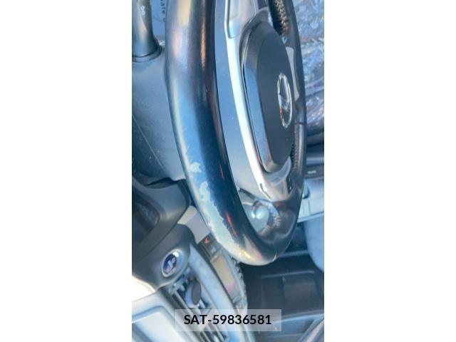 Lexus CT 2012-08 8685828-21