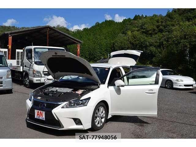Lexus CT 2017-07 8685826-24