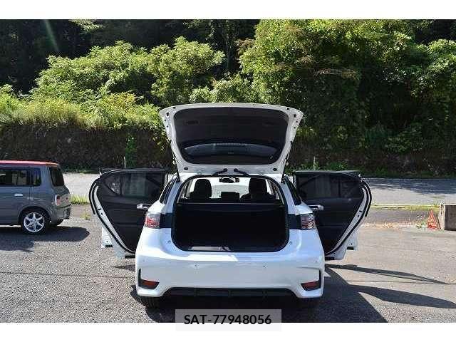Lexus CT 2017-07 8685826-26
