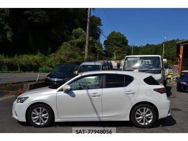 Lexus CT 2017-07 8685826-4