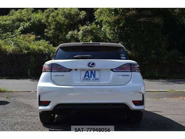 Lexus CT 2017-07 8685826-6