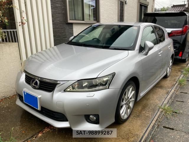 Lexus CT 2012-07 8743357-0