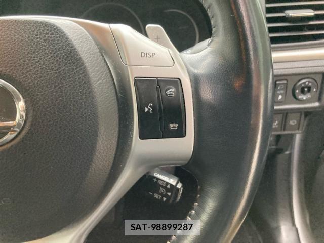Lexus CT 2012-07 8743357-11