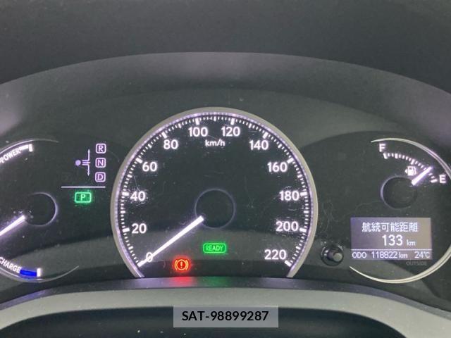 Lexus CT 2012-07 8743357-15
