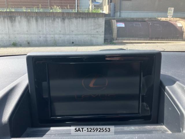 Lexus CT 2011-09 8743365-22