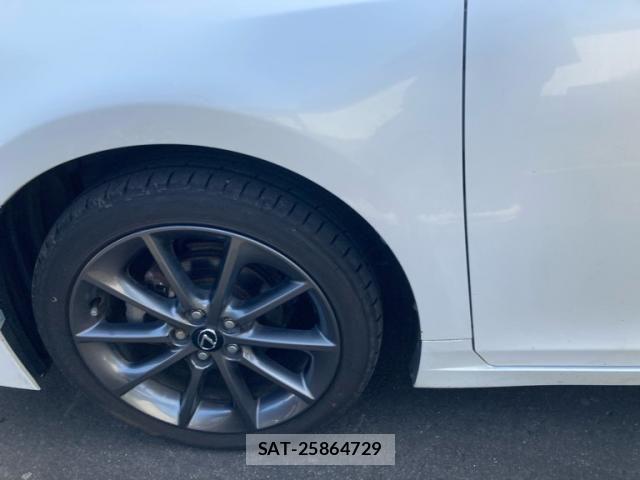Lexus CT 2011-08 8743359-6