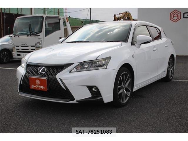 Lexus CT 2015-07 8743355-11