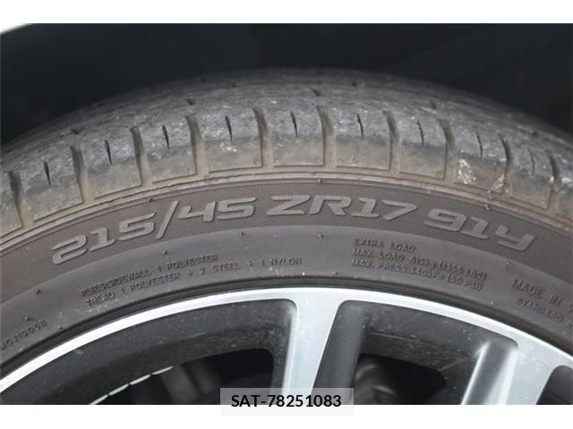 Lexus CT 2015-07 8743355-21