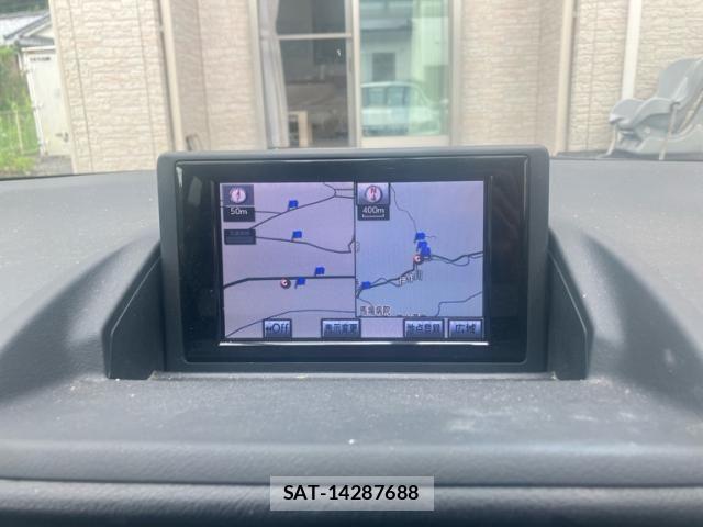 Lexus CT 2011-10 8743358-21