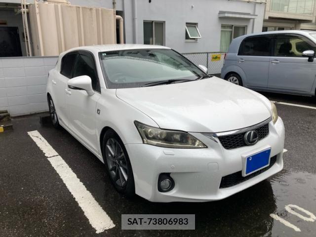 Lexus CT 2011-09 8743356-1