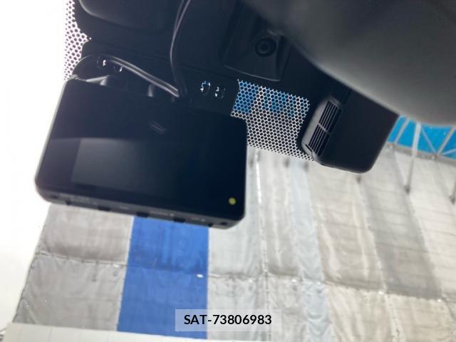 Lexus CT 2011-09 8743356-22