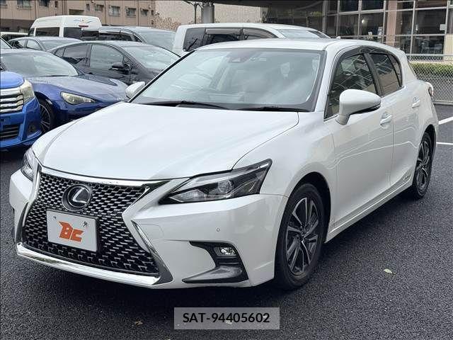 Lexus CT 2017-11 8780827-21