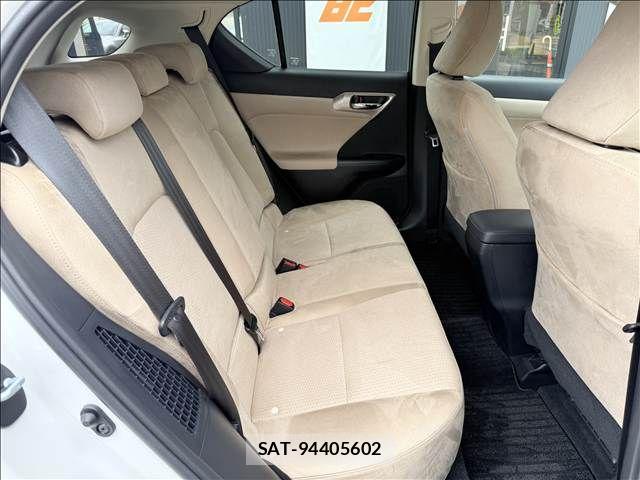 Lexus CT 2017-11 8780827-25
