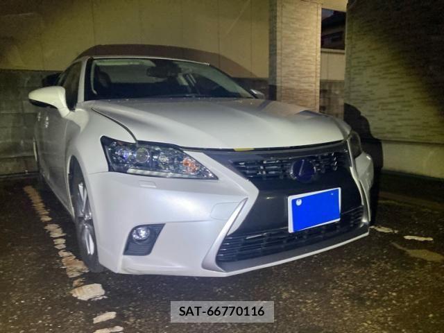 Lexus CT 2014-03 8780833-1