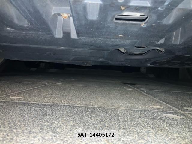 Lexus CT 2012-10 8796444-4