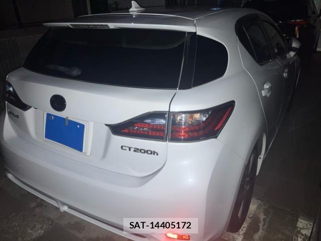 Lexus CT 2012-10 8796444-8