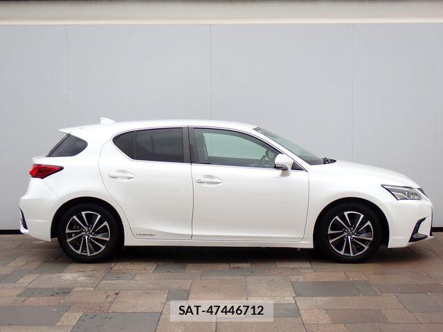 Lexus CT 2020-05 8796442-4