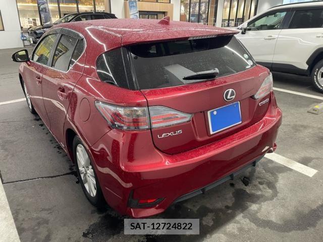 Lexus CT 2015-11 8796443-3