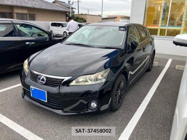 Lexus CT 2011-09 8829930-0