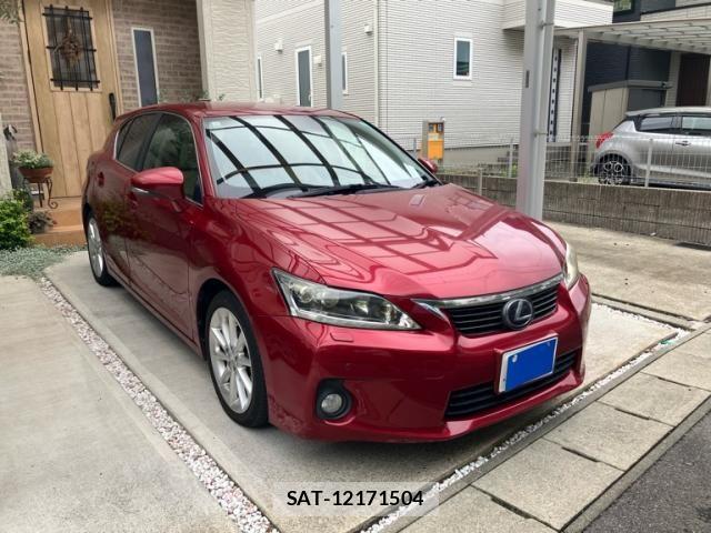 Lexus CT 2011-10 8829929-1