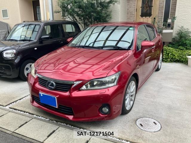 Lexus CT 2011-10 8829929-2