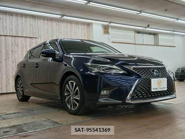 Lexus CT 2018-03 8829928-12
